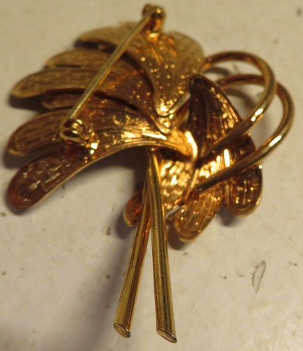 Vintage Unsigned Gold Tone Curved Swirl Spray Brooch 2-1/8" Wide Nice Used Pin - Picture 12 of 12