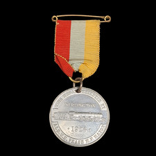1925 Railway Centenary Medal Darlington 1825 Stockton & Darlington Train