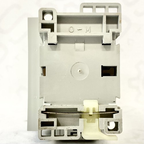 Allen Bradley 100-C30*00 Contactor 100-F 100-S - Picture 6 of 6