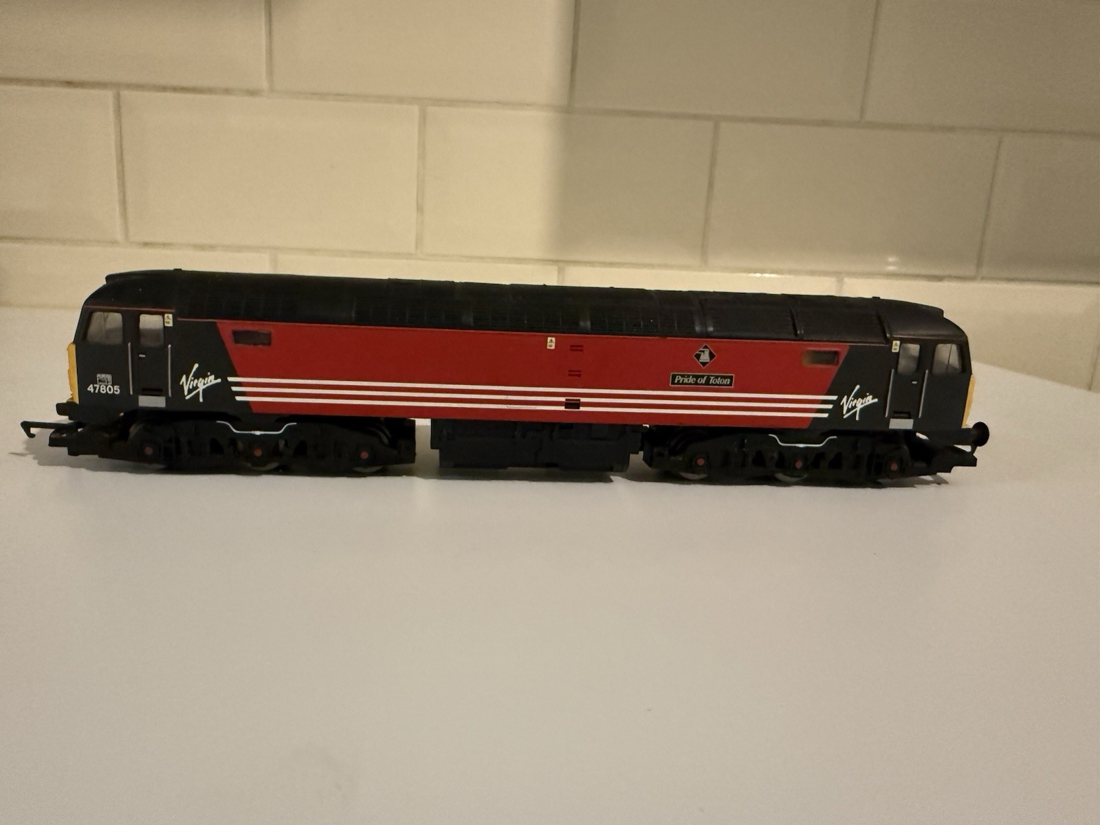 Hornby Railways Collector Guide - Model - Class 47 Diesel Electric