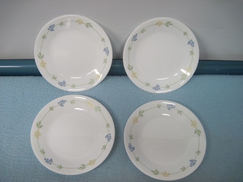 4 Corelle weiß 6 3/4" Secret Garden Brot/Wüste/Salatteller blaue Blumen - Bild 1 von 10