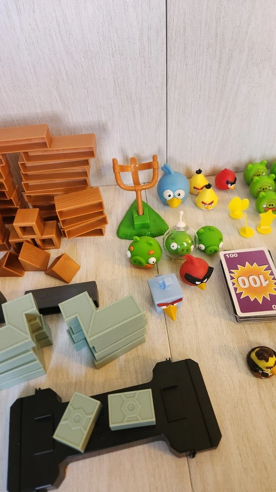 Gran Juego Angry Bird Lote Mixto Bloques Lanzador Set Piezas de Repuesto Personaje Foto 3 de 4