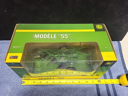 John Deere 1941 model 55 Three Bottom Plow W/ Hydraulic Lift NIB SpecCast 1:16 - Picture 4 of 8