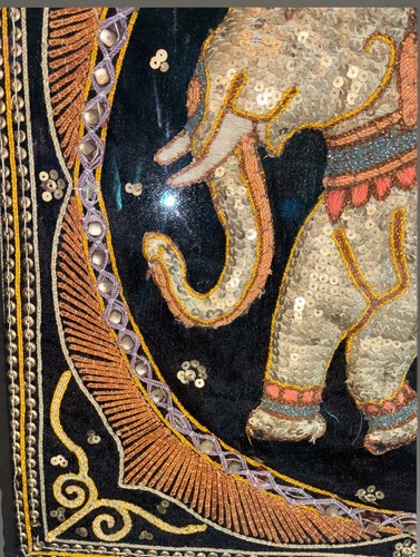 Burmese/Thai Kalaga Framed Elephant Tapestry 19.5"×19.5" Hand Embroidered/Beaded - Picture 4 of 6