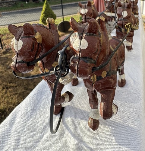 Vintage Cast Iron 8 Horse Clydesdale Drawn Wagon With Kegs ~ 2 Drivers & Dog - Picture 12 of 18