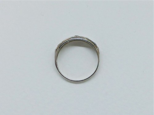 Ring Vintage 9ct Gold & Silver. Blue & clear stones Antique ring Size J - Picture 4 of 12