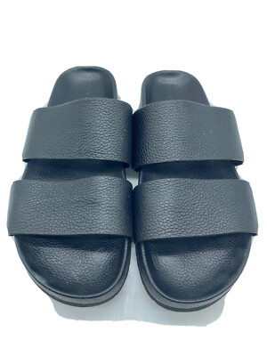Georgie Slides in Black Georgie Slides in Black