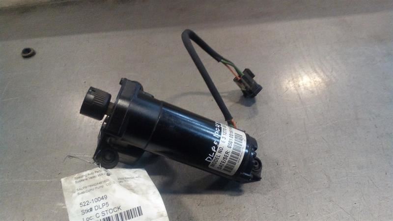 Air Compressor Leveling Pump  02-05 RANGE ROVER HSE 7525516