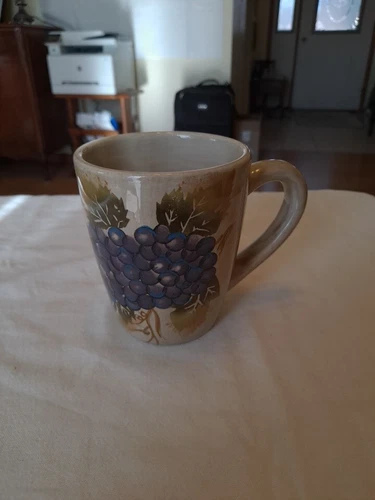Tabletops Unlimited Cabernet Mug Hand Painted Collection Grapes Replacement 