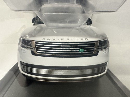 1:18 Range Rover SV SUV 4x4 Luxury Vehicle 1/18 Land Rover - Picture 4 of 8