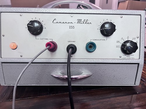 Cameron-Miller 255 Generatore di cauteria con controllo piede attrezzatura medica vintage - Foto 4 di 10