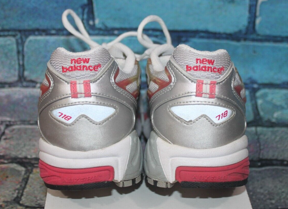 New Balance 718 Athletic Shoes Silver/Pink W718GP Women's