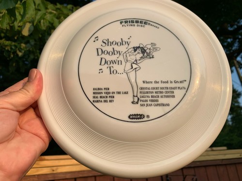 (FEEDMORE DONATION) 1978 Shooby Dooby Dog Disc Golf  Frisbee Waitress Girl #789 - Picture 7 of 9