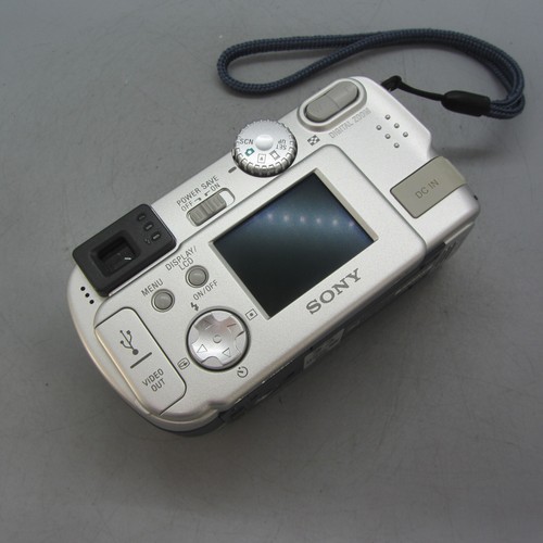 Sony Digital Camera Cybershot DSC-P31 2.0MP Silver Tested - Picture 6 of 10