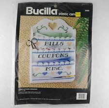 VTG Bucilla  Plastic Canvas #6090 HEARTS KITCHEN ORGANIZER 8.75x12" 1992 RARE