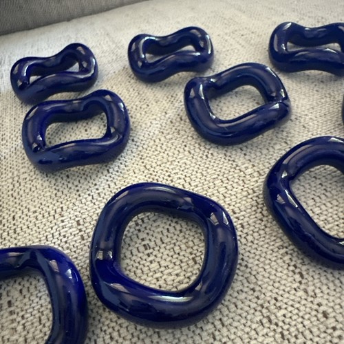 Juego de 10 servilleteros de cristal ondulado azul blanco de Murano de 2 caras - Imagen 7 de 8