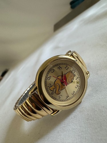 Rare 1990's Timex Winnie The Pooh Wrist Watch Classic Goldtone New Battery - Picture 3 of 8