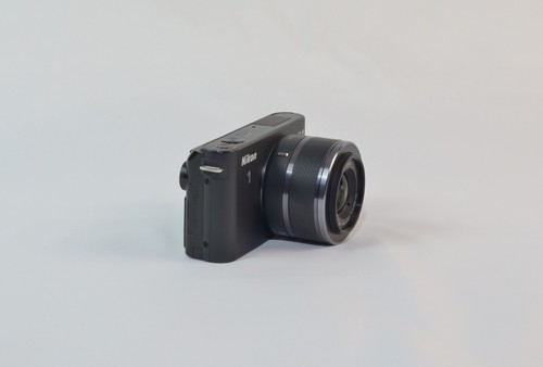 Nikon 1 J2 + 10-30mm Objektiv Kit / Systemkamera / HD Video - Bild 3 von 7
