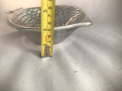 Aluminum Vintage Retro Fish Imprinted Adorable Bowl - Bild 11 von 11