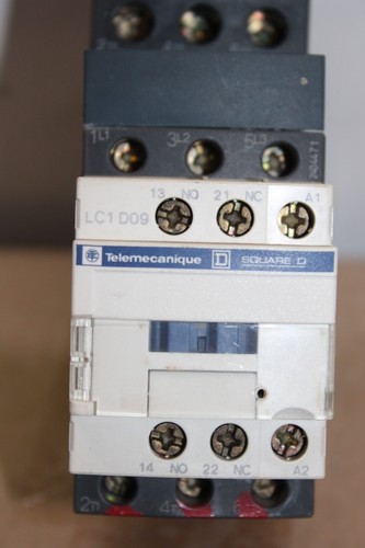 TELEMECANIQUE MANUAL MOTOR STARTER LC1D09 W/ GV2ME10/4.3-6A 600V 7.5HP 25A - Picture 3 of 9