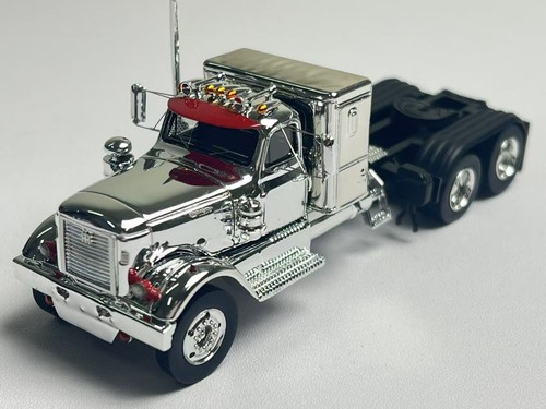 RAR - TOP 1/64 High Quality Resin International RDF-405 Tractor - Three Styles - Bild 18 von 25