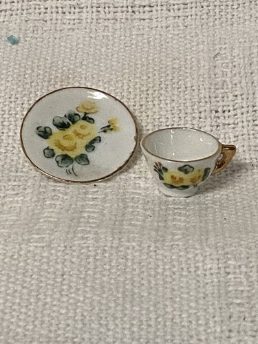 LOT OF ANTIQUE MINIATURE DOLL HOUSE DOLL KITS, LIMOGE CHAIR, CUP & SAUCER ~ - Picture 12 of 14