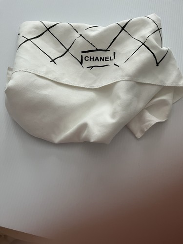 Chanel Deauville Cloth Bag - Picture 12 of 17