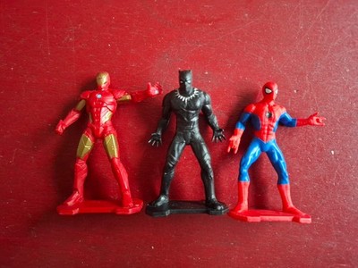 Figur Marvel Spiderman Black Panther Iron Man Sammelfigur 6,5cm groß Hasbro