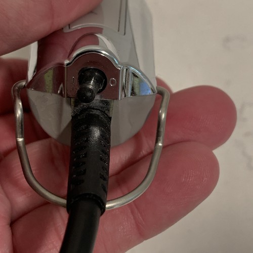 Wahl Sterling Definitions decespugliatore professionale. Lama larga a T. Perfettamente funzionante. - Foto 10 di 10