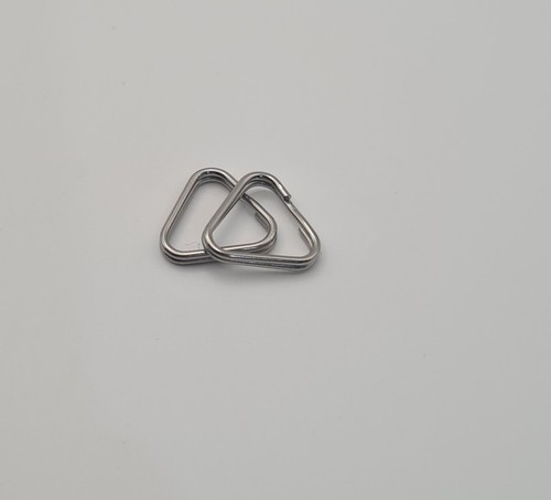 Triangular Split/D-Rings 1mm for Camera Straps X 2 Fuji Sony Canon Nikon Leica - Picture 2 of 3