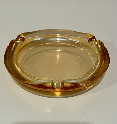 Vintage Amber Glass Round Cigarette Ashtray 4” - Picture 2 of 6