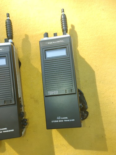 Vintage Pair Radio Shack Realistic TRC-216 Walkie Talkies. - Picture 4 of 20