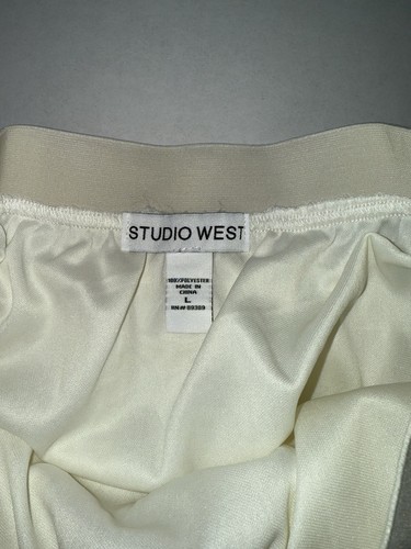 Studio West. Maxi falda talla grande con volantes de tul - Imagen 3 de 3