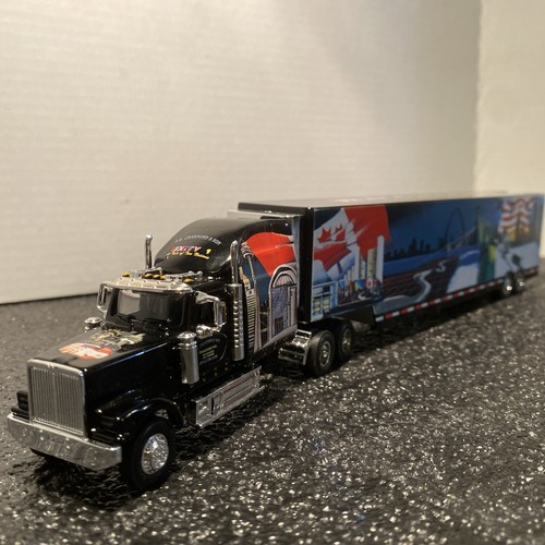 2 ERTL Collectibles Ramblin' Pro's Diecast Patriotic Series 1:64 Tractor/Trailer - Picture 9 of 9