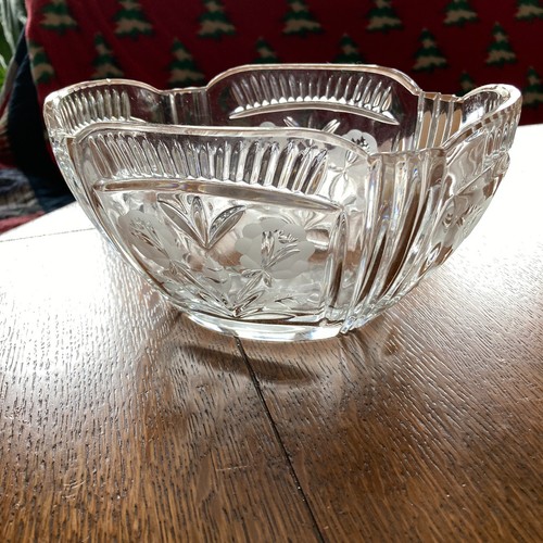 Bleikristall ovale Schale Herzstück klar mattiert Blumenmuster Landhaus schwer Vintage - Bild 5 von 9