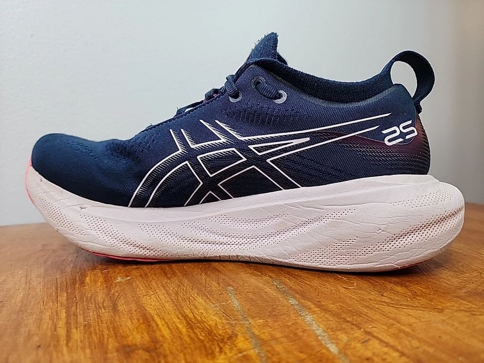 Zapatos para correr Asics Gel Nimbus 25 azul marino para mujer talla 8,5 ancho 1012B437 Foto 3 de 4