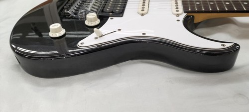 YAMAHA Pacifica 912J ST Type Electric Guitar Used - Picture 6 of 24