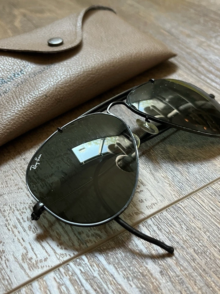 Gafas de sol Ray-Ban Bausch & Lomb negras de aviador de colección con barra para cejas y estuche Foto 2 de 4