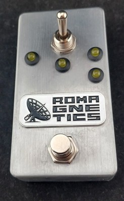Romagnetics FS-404 - Midi pedal for the Roland SP-404 MK2