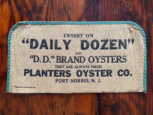 Borsa Oyster Vintage Daily Dozen Advert Planters Oyster Co Port Norris NUOVO Non Stagno - Foto 2 di 4