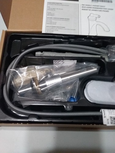 Moen Glyde Chrome 1 Handle Lavatory Faucet 6170 - Picture 3 of 5