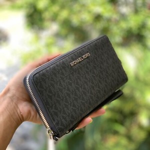 NWT-Michael-Kors-PVC-Jet-Set-Zip-Around-Travel-Continental-Wallet-Wristlet-Black