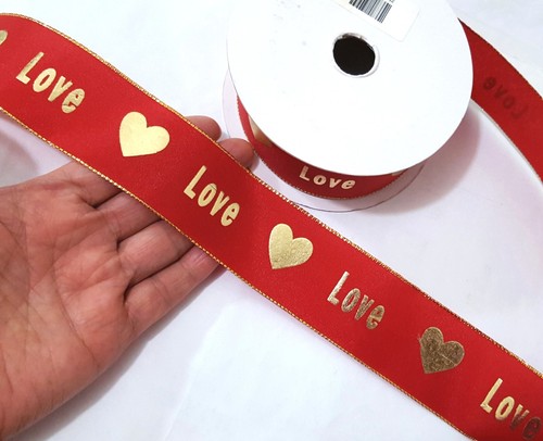 1-1/2" 38nn wide -9-10yds Gold Heart & Love Printed on Red Ribbon Wired Edge PR1 - Picture 2 of 5