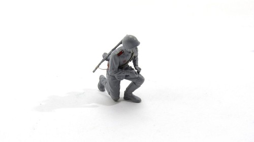 1/35 'Belts, shoulder straps, medals, artillery crew color' Photo-etched set - Picture 4 of 9