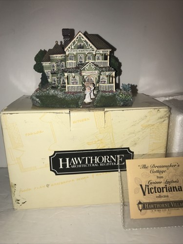 Victorian House Miniature The Hawthorne Village The Dressmaker’s Cottage - Picture 1 of 9