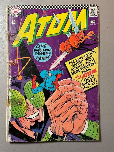 DC Silver Age lot - 4 books - Sea Devils 24, Worlds Finest 185, Atom 26, GL 74 - - Picture 6 of 9