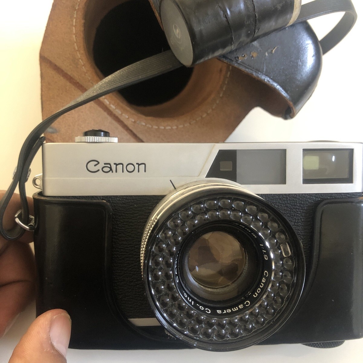 CANON Canonet Late model ASA 400 film camera 45mm F1.9 From Japan