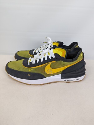 NIKE Waffle One SE Go The Extra Smile Yellow Athletic Shoes