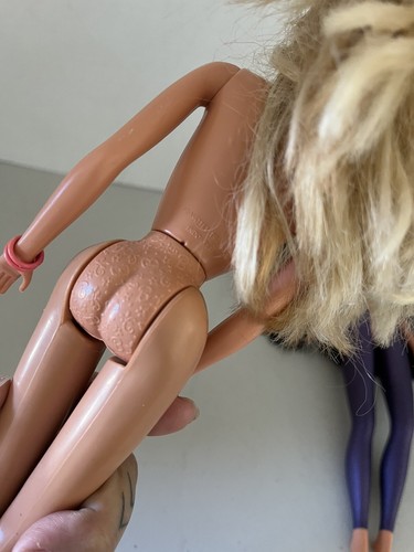 1960s Lot Of 3 Barbie Nude Dolls Mixed Toy Dolls Vintage VTG - Picture 7 of 9