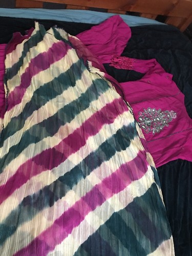 Gorgeous Party Dress 3 PC Shalwar Kameez  Bargain - Picture 8 of 8